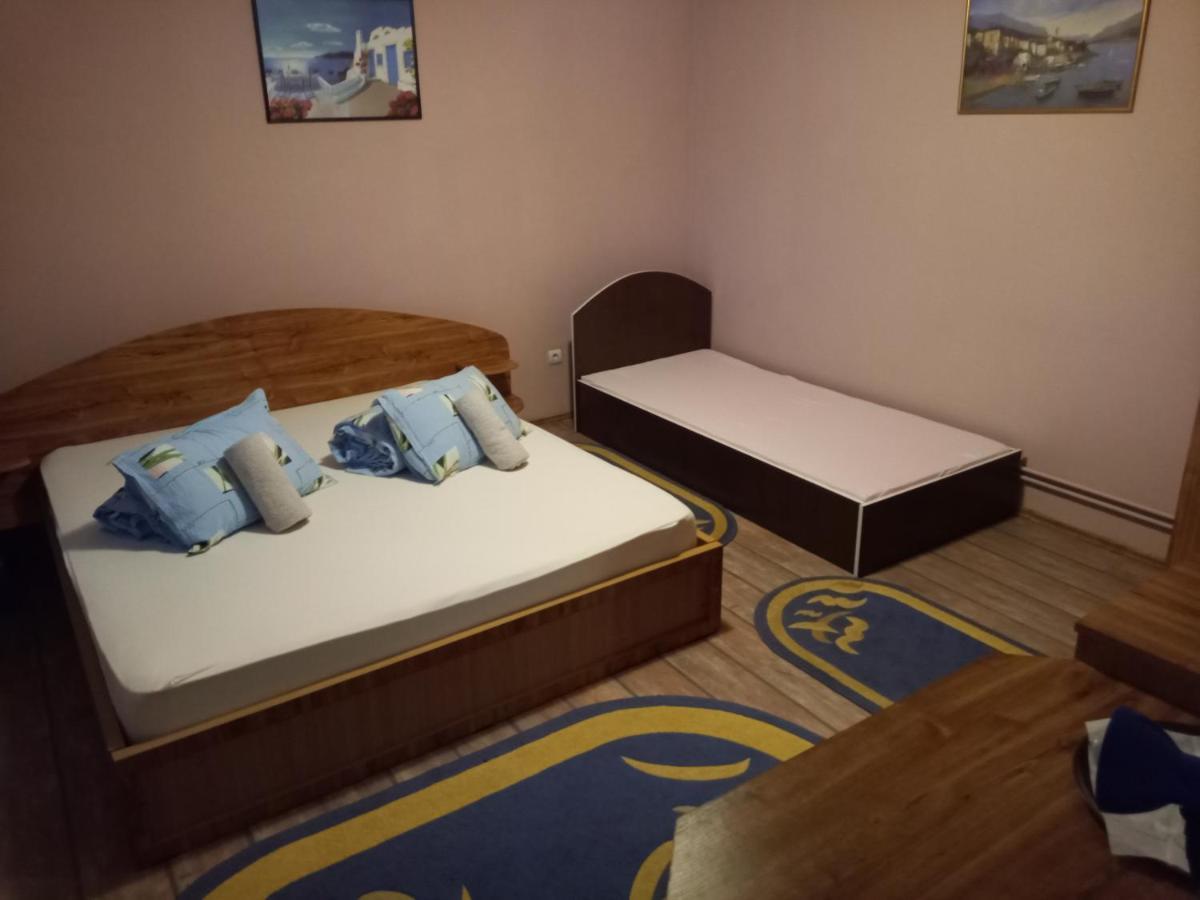 Natural Balkanic Selfcheckin Self-Catering Targoviste Dış mekan fotoğraf